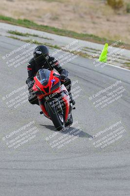 media/Mar-05-2023-TrackXperience (Sun) [[a95d40e56a]]/Group 2/session 2 turn 4/